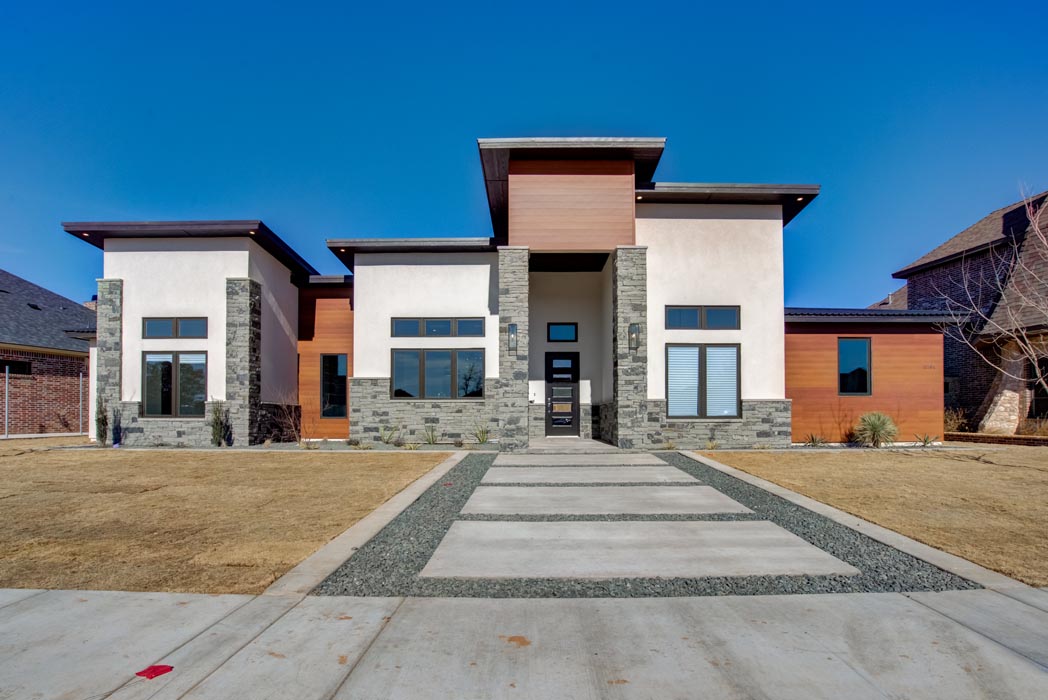 Exterior of beautiful new home built by Sharkey Custom Homes in Lubbock, Texas.