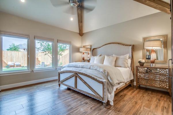 Amazing, spacious bedroom in Lubbock area home.